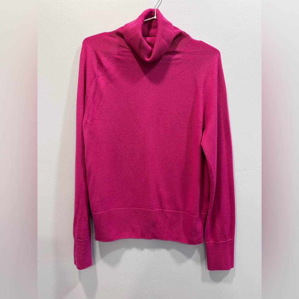 Women’s merino wool turtleneck